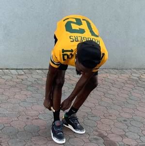 Meet your Posher, Bia